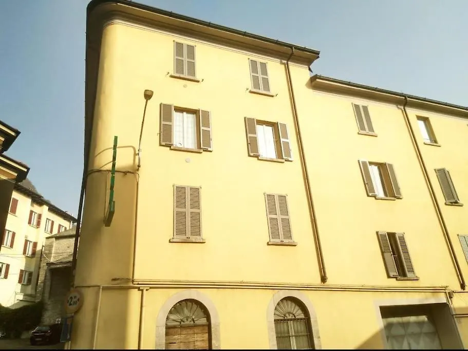 Nel Cuore Di Como Italia